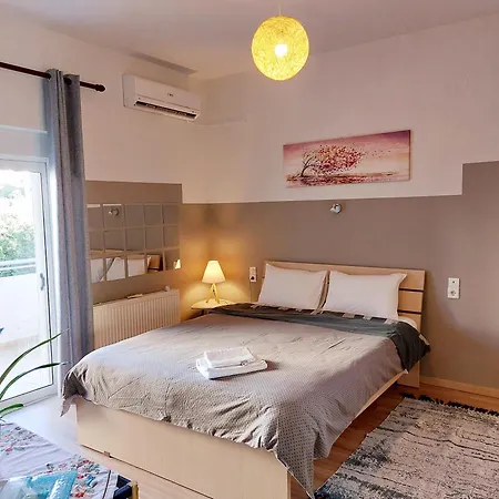 Argy Cozy * Hriszí Aktí Haniá